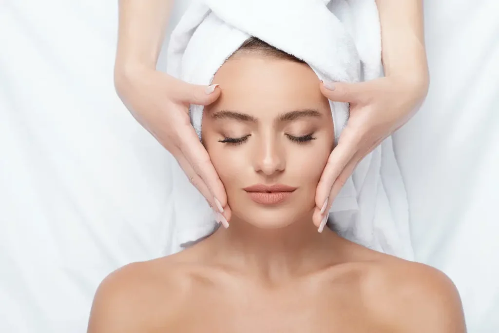 Woman receiving Sculptra collagen stimulator treatment | UNA Aesthetics | Medical Spa in Edgewater, New Jersey